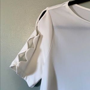 Cutout sleeve detail knit top